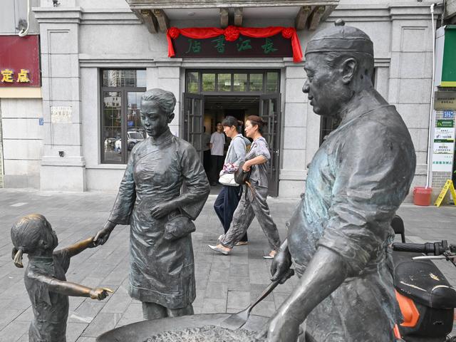武汉：长江书店焕新开放