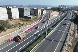 甬台温改扩建宁波南段项目完成首次交通组织线路转换图片