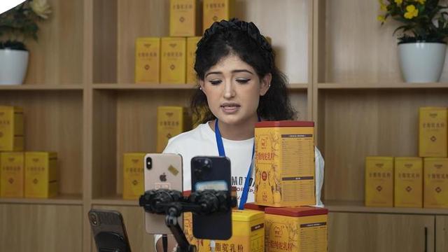 边境口岸听发展｜“火热”的口岸见证开放新活力