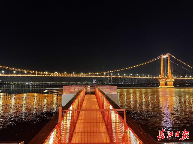 外交部发言人两次推介，海内外游客纷至沓来，新地标“圈粉”，大武汉“出圈”