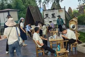 皎月有邀风华共赏，泰安旅游经济开发区国潮中秋氛围浓图片