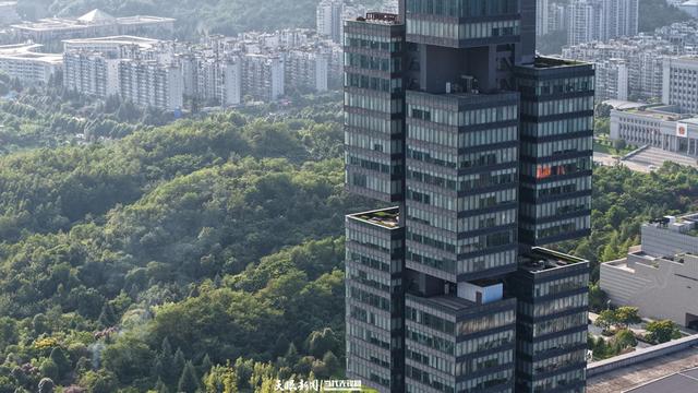贵阳：推窗见绿、出门入园