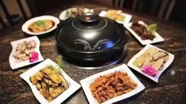 今年第一条雪景，送给海螺沟！