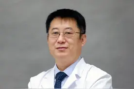 名医风采｜滨州医学院附属医院口腔颌面外科--左金华教授图片