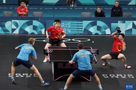 巴黎奥运会丨乒乓球——男团金牌赛：中国队获得冠军图片