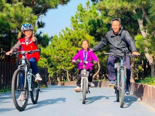 今天，骑遇日照，出发！他们共赴最美秋日！