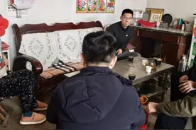 推进家校共育，山东化工职业学院老师寒假走进学生家图片