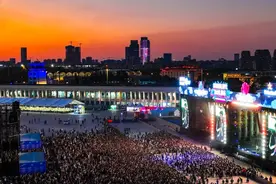 燃爆！8万年轻人奔赴洽洽快乐之约图片