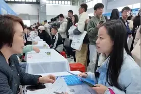 节后稳就业持续发力！多地开展各种招聘活动 为求职者提供数万岗位图片