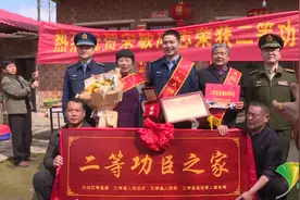立身为旗、为战育人：空军工程大学空管领航学院某教研室教授宋敏的质朴情怀图片