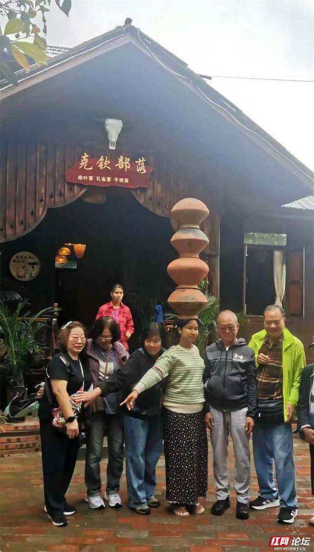 岁暖时刻丨瑞丽“一寨两国”，走一步到缅甸，转个身是家乡