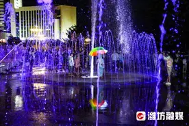 喷泉归来“首秀”！超多大片震撼放送→图片