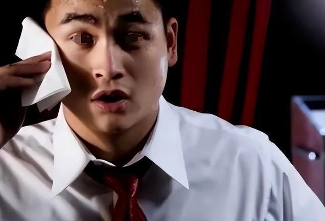 35岁经理带娃自驾游，腹泻半年查不出病因，换个检查终真相大白