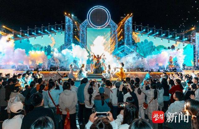 五大主题区+强NPC阵容 徐州方特“精怪夜”主题活动开启