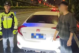 深夜“炸街”“炫车技”被举报！交警：已处理！图片