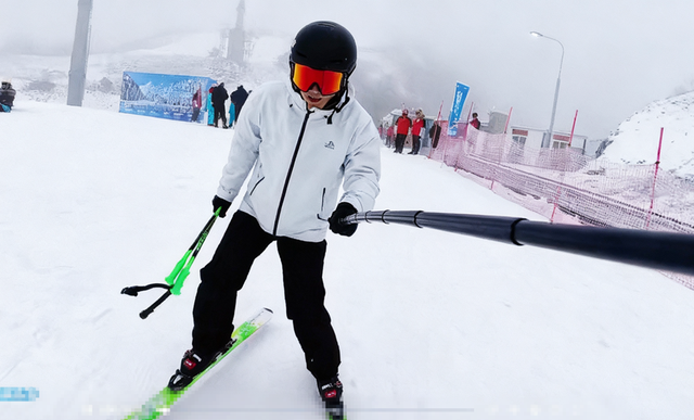 青睐绵阳 || 冰雪奇观+雪地撒欢！平武虎牙滑雪场即将开放，这个冬天等你来畅玩~