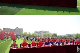 太湖朴初中学隆重举行2025届毕业典礼暨成人礼仪式图片