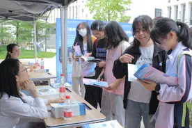 广州幼专举行校园开放日，幼儿来当“评价员”图片