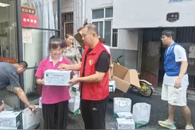 社区“小食堂”成就老人大幸福图片
