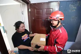 现场直击|今年全国第1000亿件快件在青岛送达，仅用6小时！图片