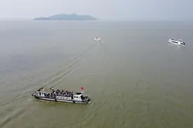 巢湖今年首次出现超警水位图片