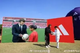 全上海都在偶遇贝克汉姆？网友：贝克汉姆在上海怎么不通知我图片