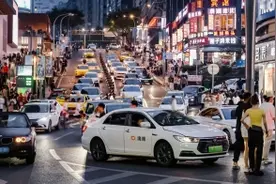 滴滴发布“五一”出行安全公告 新增家庭、夜间、就医等多个场景安全功能图片