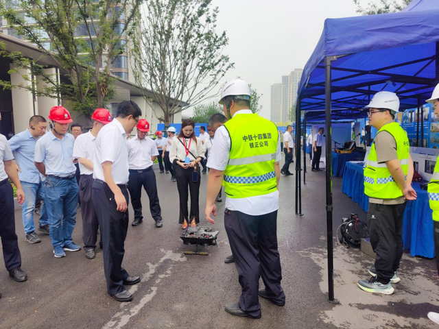 中铁十四局铁正公司智慧检测设备亮相住房城乡建设系统“质量月”