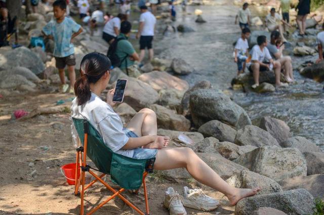 35℃的夏天，一头扎进20℃的瀑布里！黄巢瀑布，透心凉！