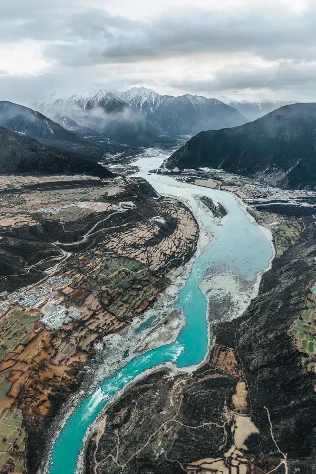 中国“最美”自驾线路，比G318更顶级