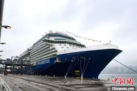 “名人极致号”邮轮重临香江 未来5个月将带3万人次旅客访港图片