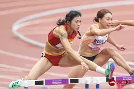 【图集】杭州亚运会女子100米栏预赛，吴艳妮小组第一晋级决赛图片