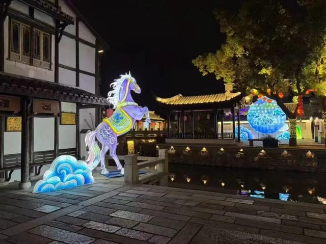 到奉贤·过大年｜青溪幻境，马年灯启，走！抢先探营，看老街被“马灯”悄悄点亮