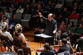 上海音乐学院来京唱响《康定情歌》，第17届“春华秋实”展演开幕图片