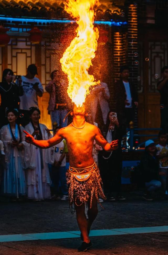 邀您免费畅玩！来木兰不夜城探索侠气与温柔