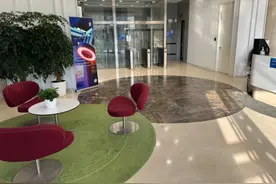 实探上海爱立信大楼：有员工确认“核心网”研发部门将裁员，5G基站建设降温下业绩承压图片
