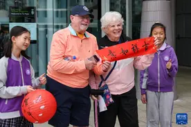 欢歌笑语共庆中国年——世界多地欢度春节图片
