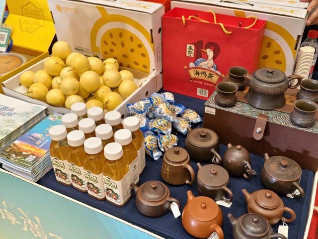“渝”见广西，探边玩海！“钦钦”走进重庆