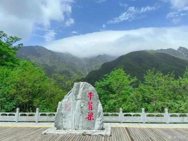 四条线路带你邂逅多彩商洛最斑斓的秋天→