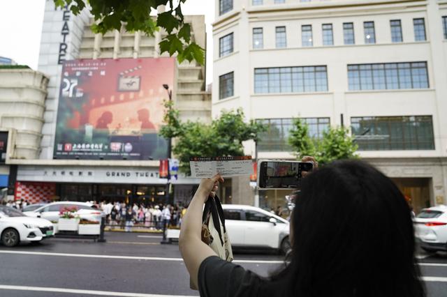 一张票根，游遍全城！2025文体消费进入井喷，演唱会、赛事连轴转！