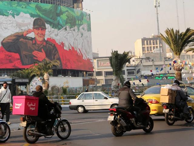 伊朗骚乱	，“全国范围”断网，哈梅内伊喊话特朗普；内存涨价潮引爆市场，闪迪大涨37%；韩国回应“无人机入侵朝鲜领空”| 一周国际财经