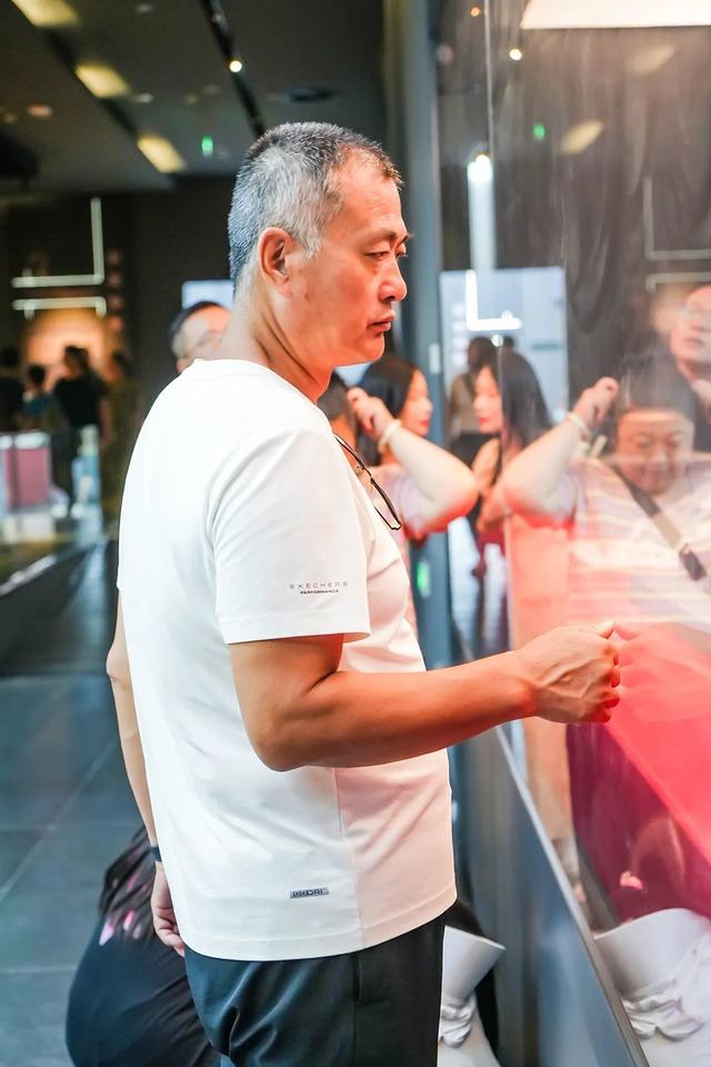 爆满！游客排队打卡！日照这里，一定要提前预约！