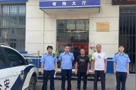 榜一大哥为“求爱”，雇人跟踪女主播图片
