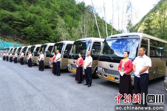 24天“顶格运转”：九寨沟暑期旅游接待高分答卷
