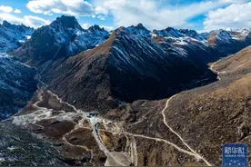 新华全媒＋·川藏线日记丨天，地，路图片