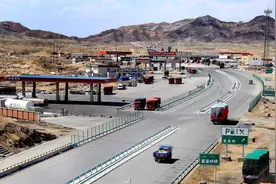 G30连霍高速公路新疆段两改扩建工程获批图片