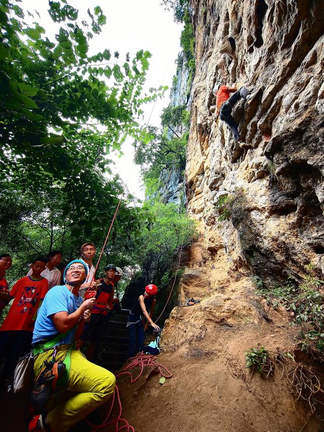 2025“岩旅贵州”（六盘水站）暨月照攀岩比赛|150余选手尽展“崖壁芭蕾”魅力