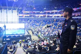 中国游泳队派出巴黎奥运会全阵容！浦东警方多措并举保障这项赛事举办图片