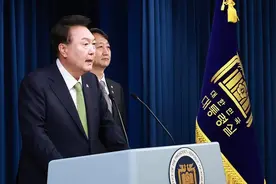 尹锡悦称韩东部海域可能蕴藏大量石油天然气，已批准钻探，韩舆论关注图片