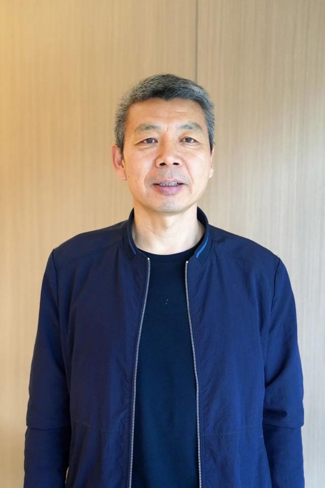 “AI智报天气”助力城市精细化治理——访克拉玛依市气象局助理工程师仝爽